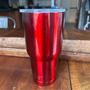 Yeti Rambler 30 oz Tumbler With Lid Candy Apple Red Gloss Finish ALA Logo 2005